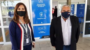 El aeropuerto reabrió sus puertas y recuperó su nombre original