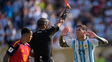 La selección argentina terminó con dos expulsados, igual que en la final de Italia 1990