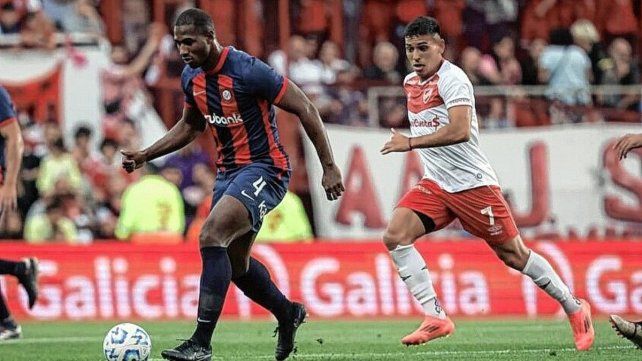 El convulsionado San Lorenzo se elimina con Argentinos Juniors El convulsionado San Lorenzo se elimina con Argentinos Juniors