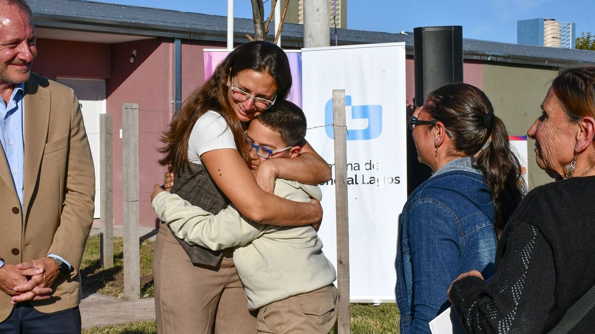 General Lagos entregó 14 viviendas y ya superó las 120 durante la gestión