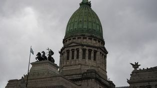 Uno de los anexos del congreso es el escenario donde este lunes se desarrolla una jornada que custiona a las vacunas&nbsp;