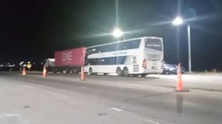 Detectaron en Santa Cruz 25 positivos de Covid en un micro con turistas santafesinos