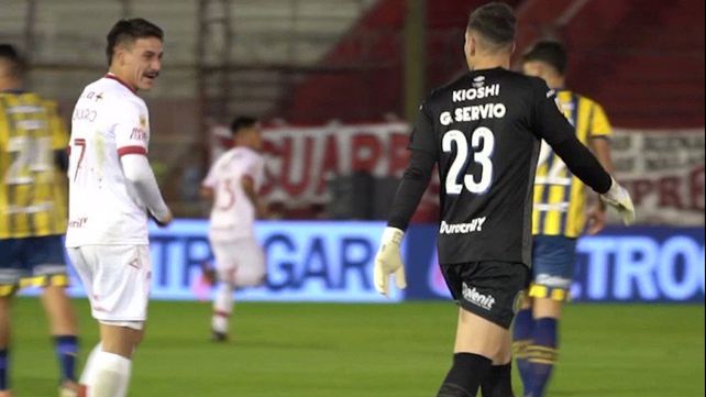 El viernes 10 de junio Huracán venció a Central 2 a 0 y Cóccaro y Servio mantuvieron un picante cruce verbal con promesa de revancha.