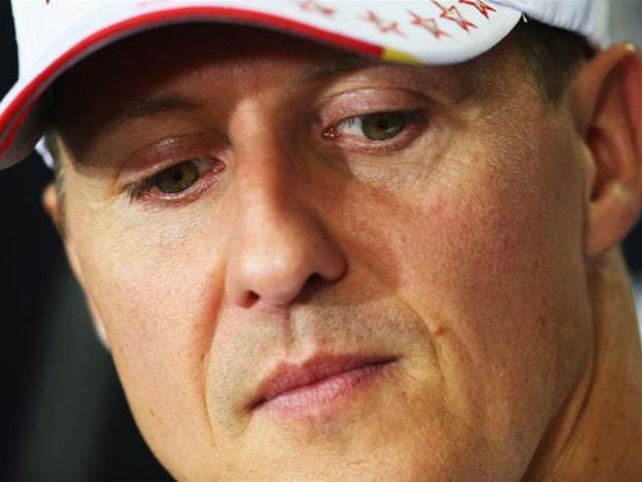Schumacher mejora y tiene momentos de conciencia