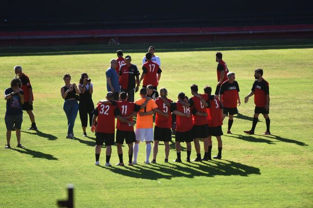 Varios ex campeones con Newells volvieron a jugar en el Coloso