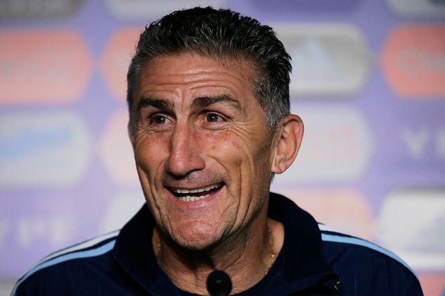 Bauza admitió que le gustaría que Argentina sea local en el Gigante de Arroyito