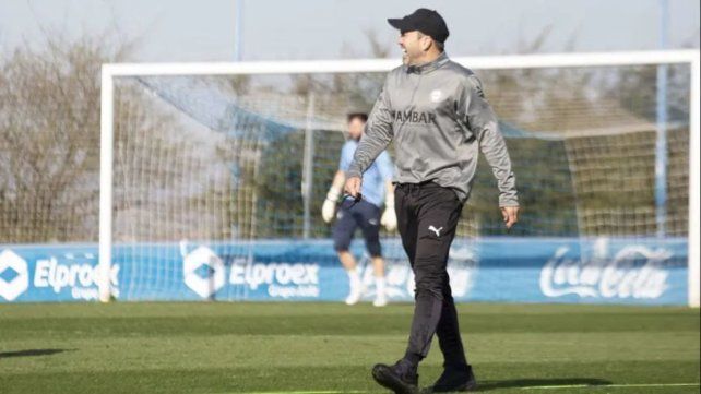 Chacho Coudet en su última práctica en Alavés.