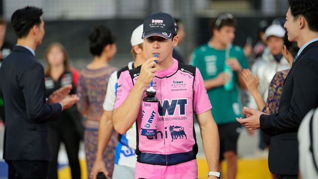 Franco Colapinto terminó frustrado en Singapur pero fue muy superior a Pierre Gasly.