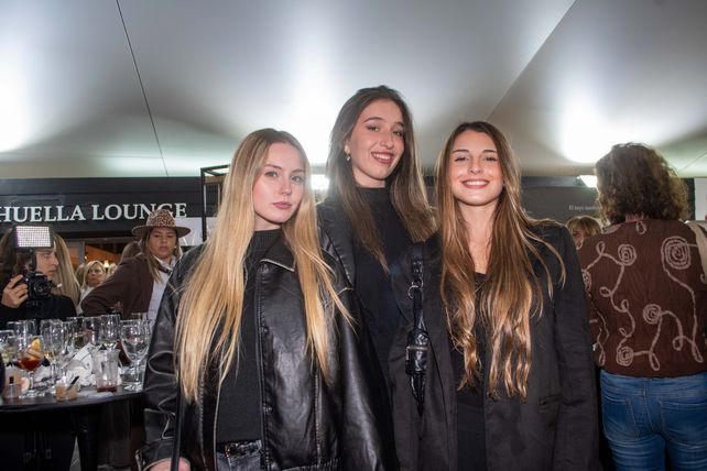 Martina Polo, Delfina Fucasoli y Catalina Minifino