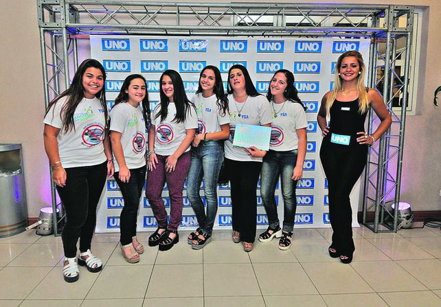 Representantes. Al evento asistieron las estudiantes Milagros Rivero