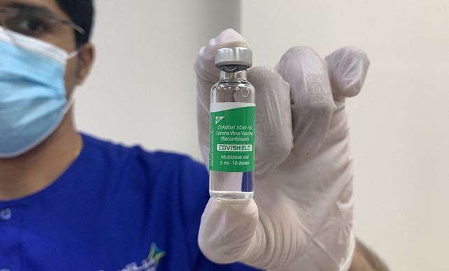 Laboratorio indio. Las dosis se elaboran y fraccionan allí.