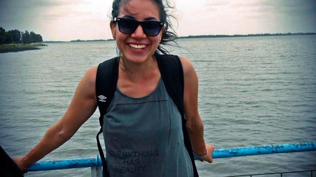 Le dio el pésame a la familia de una chica asesinada y luego confesó que la había matado