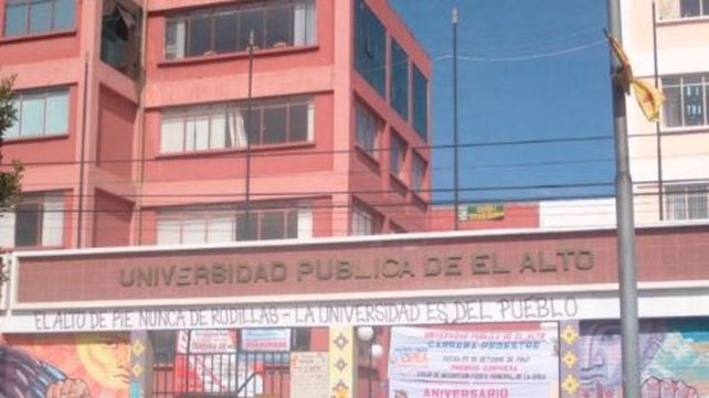 El accidente ocurrió en la Universidad El Alto.