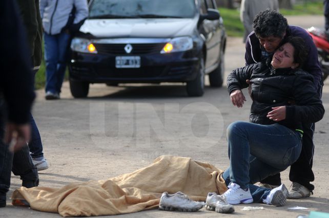 Asesinaron con un disparo a un joven de 22 años en el barrio Acería de Santa Fe