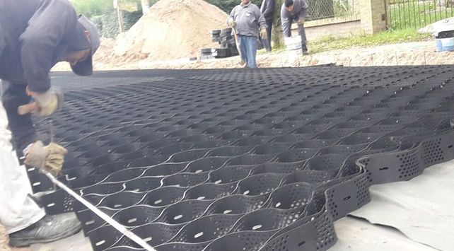 Avanza la colocación de geoceldas en La Costa