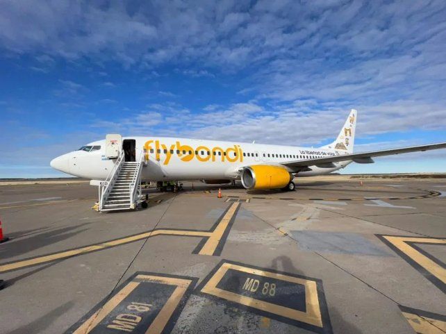 Flybondi quedó en la mira por la gran cantidad de reprogramaciones en el inicio de enero.