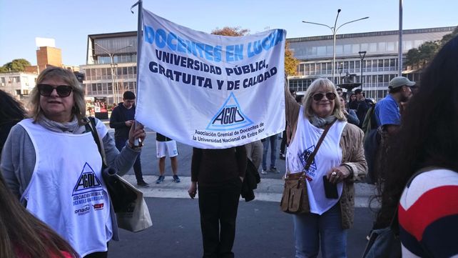 Docentes universitarios paran hasta el 24 y se preparan para la marcha nacional del día 30