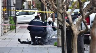 El tirador le disparó a tres personas y mató a una de ellas.