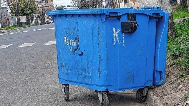 El municipio pide cuidar los contenedores para mejorar la limpieza y prevenir anegamientos en Paraná.