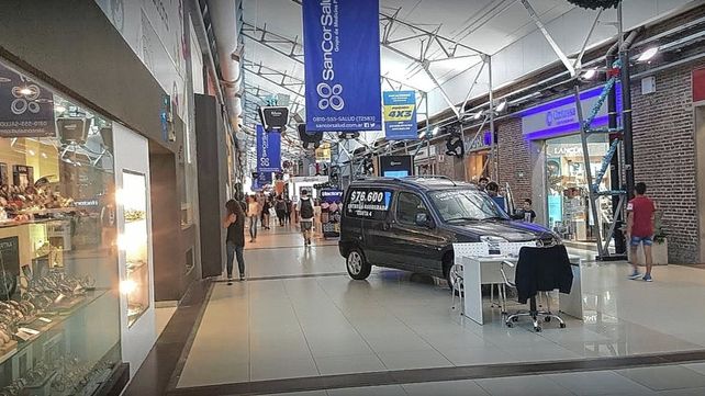 Ribera Shopping mantendrá sus locales comerciales abiertos