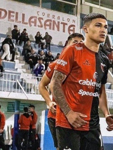 Zahir Yunis cambia de aire: el volante de Colón tiene nuevo destino