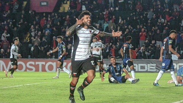 El minuto a minuto del partido entre Colón y Almagro