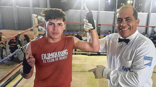 El Colo Ferrero de Olimboxing mantiene su invicto en el campo amateur.