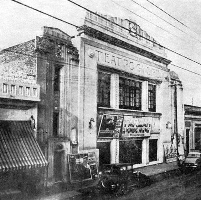 Cuenta un mito urbano de Venado Tuerto que Carlos Gardel cantó una vez en el Teatro Verdi.