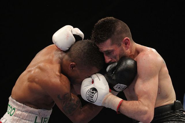 Maravilla venció por puntos a Murray y consiguió retener el título