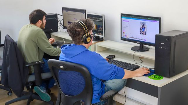 La radio de la UNR se muda y comenzará a transmitir desde el histórico edificio de rectorado