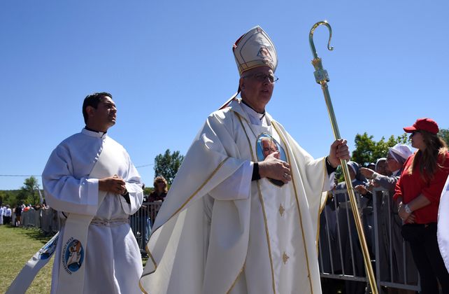 Una multitud participó de la misa por la canonización del cura Brochero