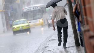Tal como se anunciaba, llegó la lluvia a la ciudad de Santa Fe