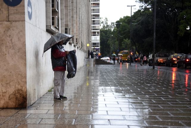 La jornada arranca con lluvias y temperatura que ira en ascenso.