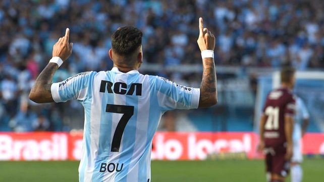 Racing goleó a Lanús, que preservó titulares