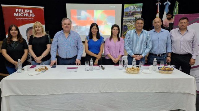 El Senador Felipe Michlig y el Diputado Marcelo en el inicio de las actividades territoriales visitaron las localidades de San Guillermo