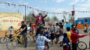 La Orden de la Bicicleta visita el Fonavi del Barrio Centenario de Santa Fe