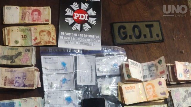 Sunchales: la policía detuvo a una vendedora de drogas en B° Alberdi y secuestraron cocaína y dinero