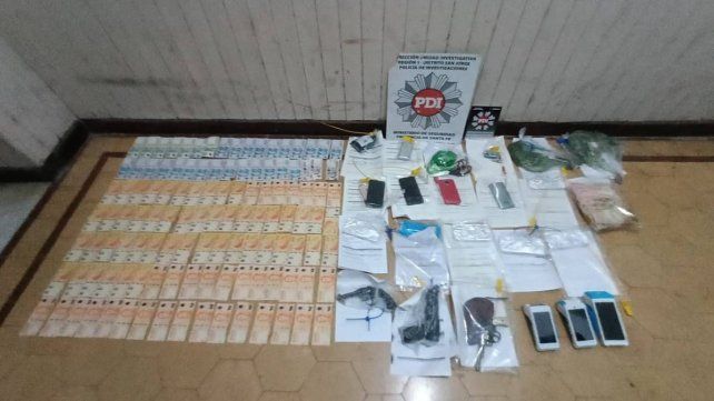 El Trébol: apresaron a cuatro vendedores de drogas y les secuestraron estupefacientes
