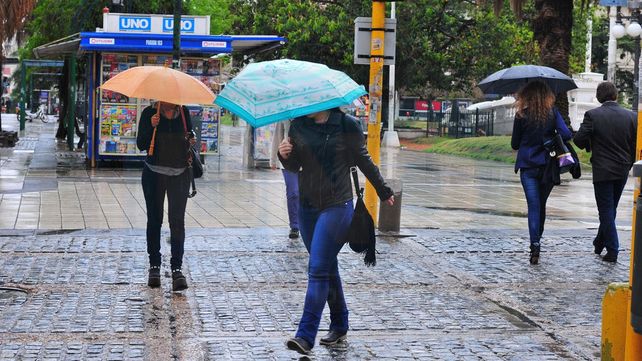Cesó el alerta por tormentas fuertes pero seguirán las lluvias en la provincia