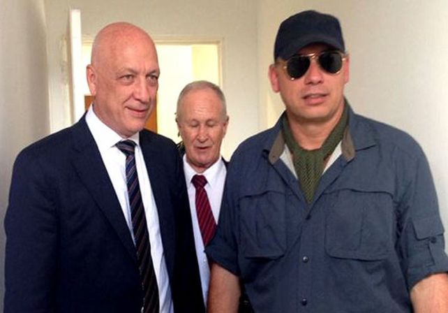 El gobernador y el secretario de Seguridad Sergio Berni están reunidos en la Casa Gris