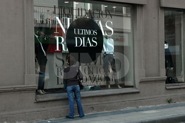 Recesión. Los consumidores se mantienen cautos y analizan todas las opciones al momento de realizar una compra.