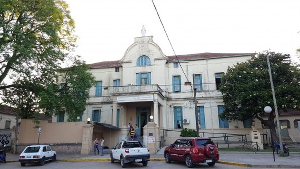 Un joven se debate entre la vida y la muerte tras recibir dos balazos
