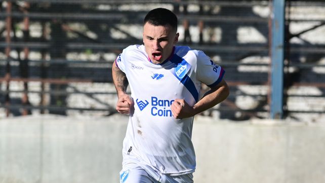 El todoterreno Albo. Thiago Bartalini, se ganó un lugar en el equipo de Argentino. El exRosario Central anotó tantos en la presente temporada.     