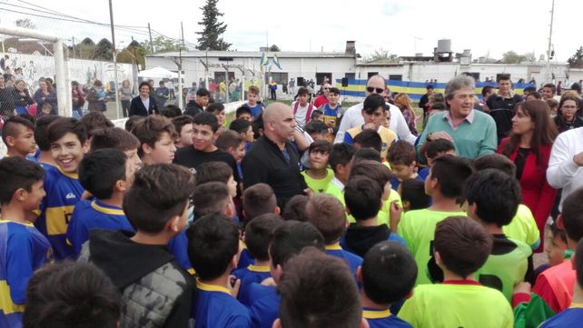 Chicho Serna llenó de azul y oro la tarde paranaense