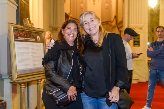 Mariela Olima e Irina Santamaria.