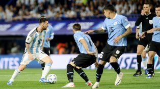 El Uruguay de Bielsa va por más en la carrera hacia el Mundial 2026