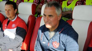 Mientras mira al Lobo, el Tate espera por Fragapane