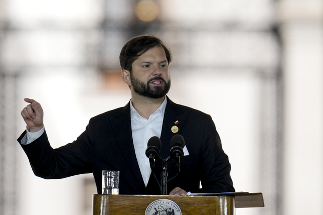 Chile: Gabriel Boric condenó la violencia del golpe de Pinochet en su 50º aniversario