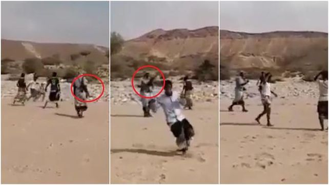 Hizo de árbitro con un fusil AK 47 a manera de silbato en un partido de fútbol