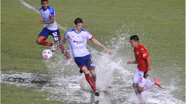 El Bahía de Conti y Mugni, por la salvación en el Brasilerao